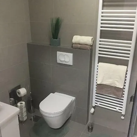 Apartman F&F Otocac Exterior photo