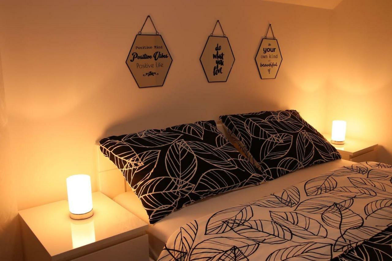F&f Apartment