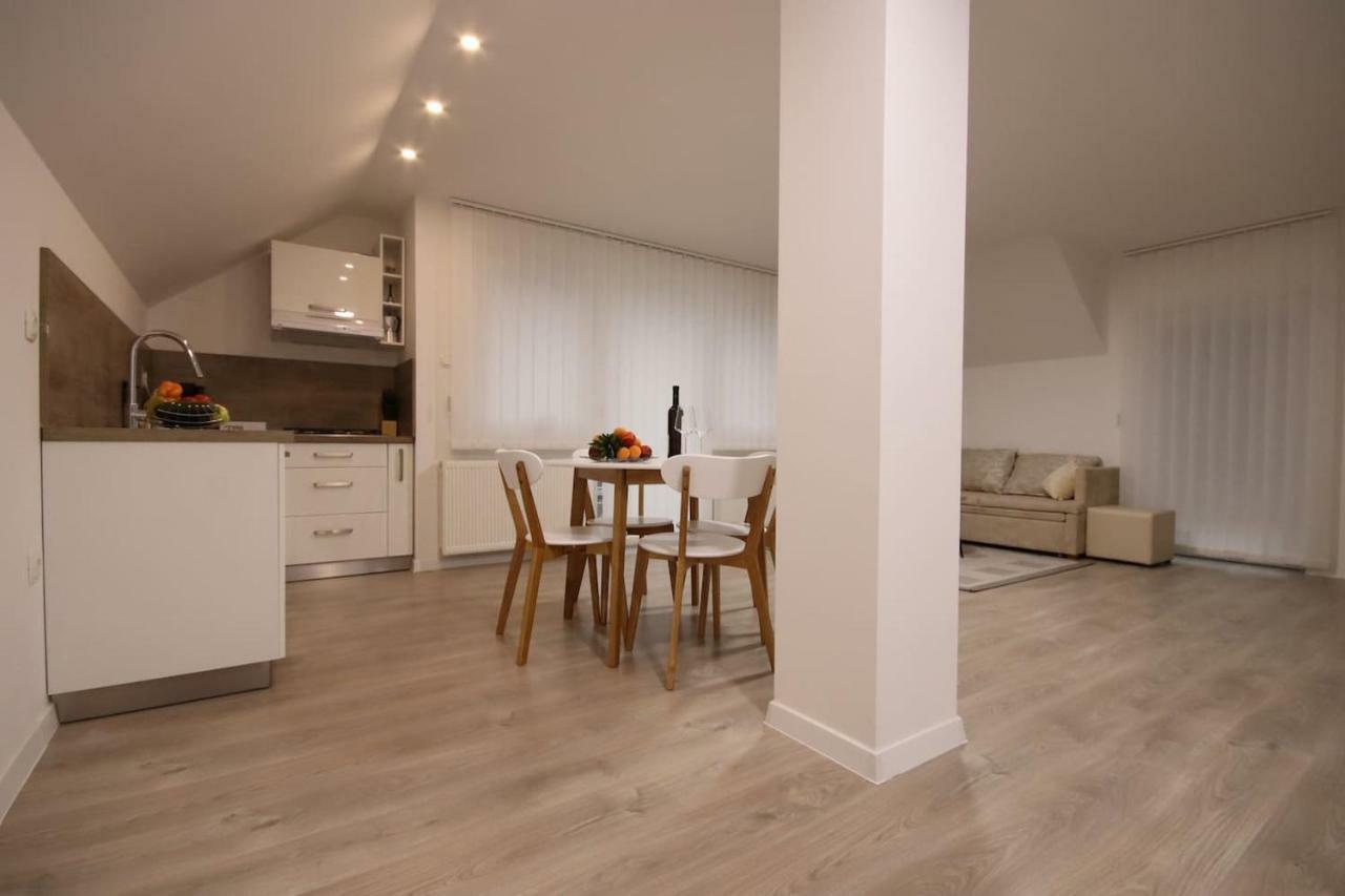 F&f Apartment *