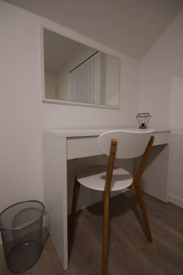 Apartment F&f *